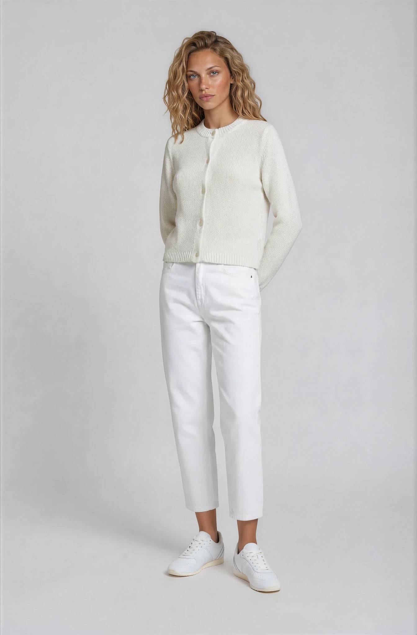 CARDIGAN CON PAILETTES